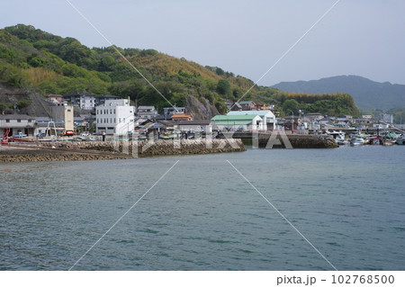 能美町鹿川漁港の景色 102768500