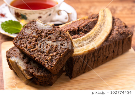 チョコバナナのパウンドケーキ チョコバナナのパウンドケーキ 102774454