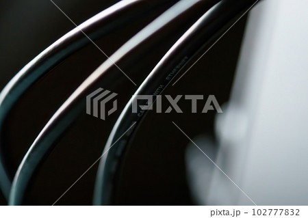 接続ケーブル 102777832