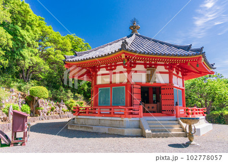 （静岡県）下田市・寝姿山の愛染明王堂 102778057