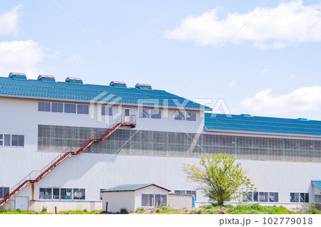 建築用鋼材等の製造工場 102779018