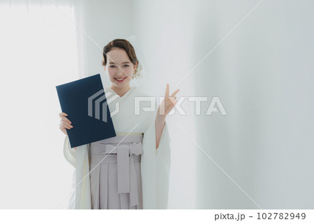 袴　卒業式　白　 102782949