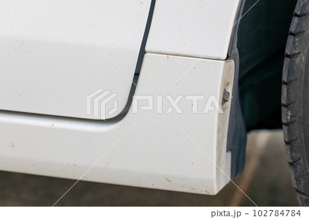 自動車のサイドの鉄粉除去の前 102784784