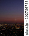 千葉県から眺める富士山とスカイツリーの競演 102786788