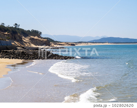 玄界灘の海岸。福岡市東区奈多。 玄界灘の海岸。福岡市東区奈多。 102802620