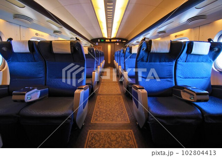 【JR西日本】N700系「さくら」のグリーン車 102804413