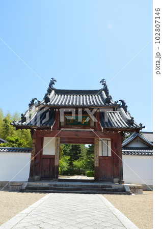 萬福寺の「総門」（京都府宇治市五ケ庄三番割34） 102807146