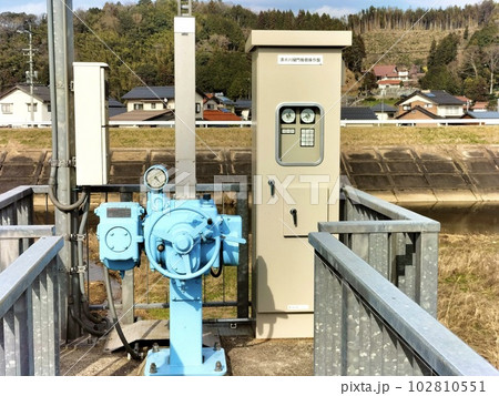 島根県大東町の樋門設備 島根県大東町の樋門設備 102810551