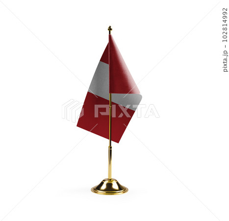 Small national flag of the Peru on a white background 102814992