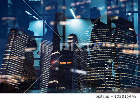 Background of business people that work during the night 102815448