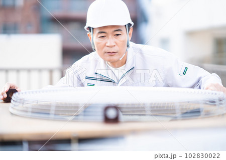 空調管理のプロフェッショナルエンジニア 102830022