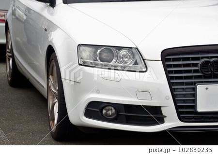 輸入車イメージ　アウディ3代目A6のフロントマスク 102830235