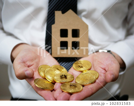 自宅をリフォームするためにお金を貯める 102831583