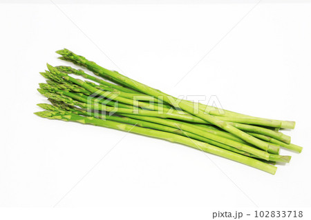 採れたてのアスパラガス 102833718