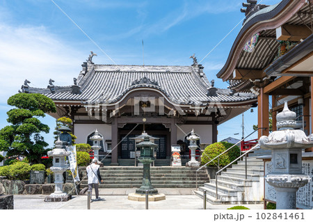 【第一七番札所】井戸寺 本堂【四国八十八箇所】 【第一七番札所】井戸寺 本堂【四国八十八箇所】 102841461