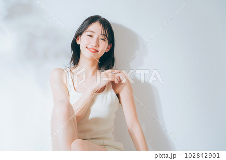 脱毛　ダイエットイメージ　 102842901