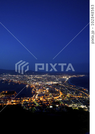 函館山から見た夜景 函館山から見た夜景 102848563