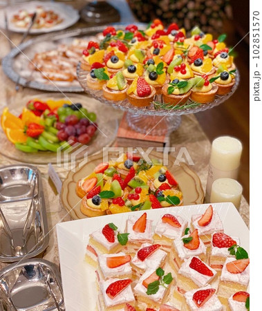 ウエディングデザートビュッフェ 102851570