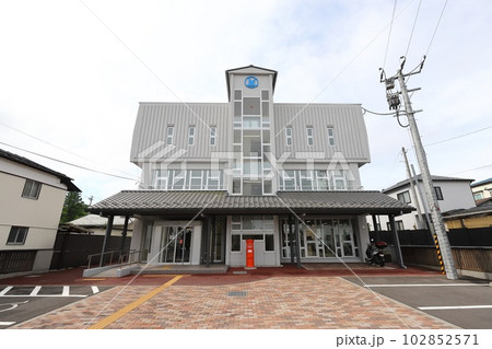宮城　富谷　丸ポストのある風景（富谷市産業交流プラザTOMI＋） 102852571