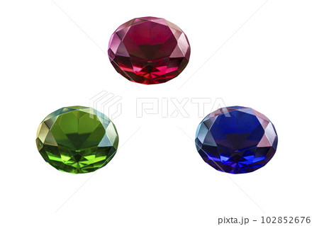 Round cut diamond isolated on white background 102852676