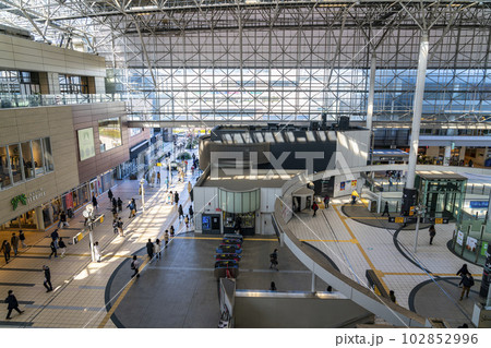 【神奈川県】近未来的な雰囲気のあるたまプラーザ駅 【神奈川県】近未来的な雰囲気のあるたまプラーザ駅 102852996