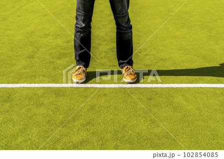 Man on starting line, new beginning idea 102854085