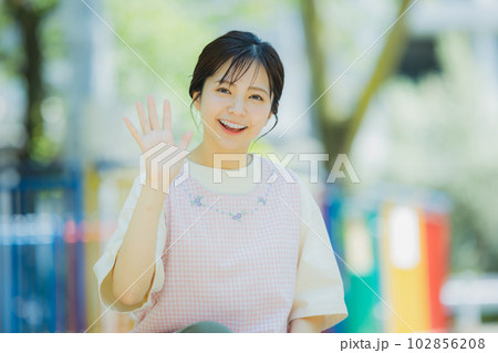 保育士 公園 保育士 公園 102856208