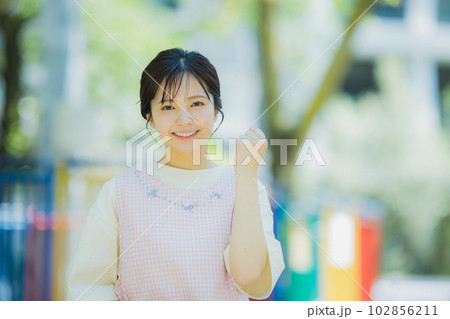 保育士 公園 保育士 公園 102856211