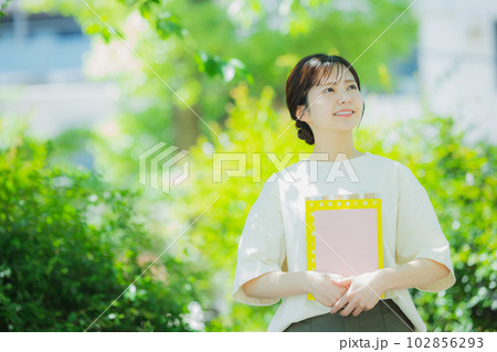 大学生イメージ 102856293