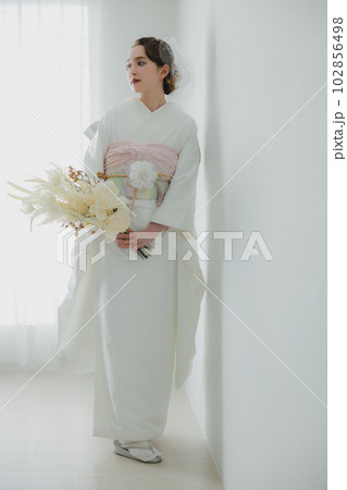 白い振袖　 102856498