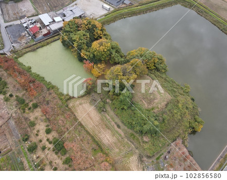 奈良県天理市にある下池山古墳 102856580