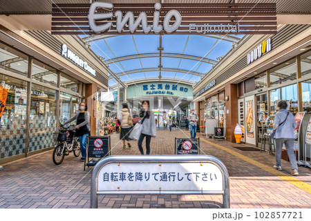 東京都練馬区の都市風景　富士見台駅 102857721