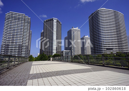 【横浜】みなとみらい21のマンション群 102860618