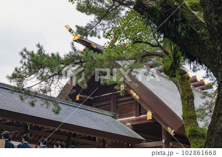 名古屋 熱田神宮 外玉垣御門(拝殿) 名古屋 熱田神宮 外玉垣御門(拝殿) 102861668