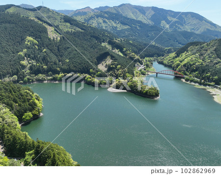 愛媛県四国中央市 金砂湖の風景 愛媛県四国中央市 金砂湖の風景 102862969