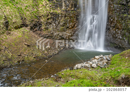 玉簾の滝 新緑 玉簾の滝 新緑 102868057