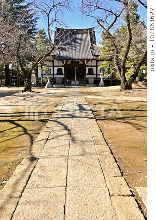 川口散歩・日蓮宗 実相寺　本堂 102868627