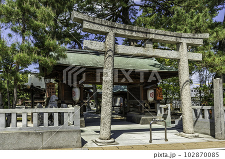 松江 賣布神社 鳥居と随身門 島根県松江市 松江 賣布神社 鳥居と随身門 島根県松江市 102870085