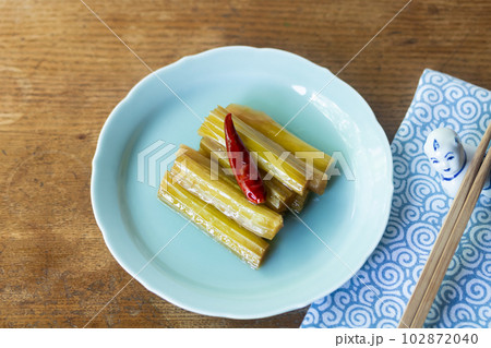 セロリの中華風きんぴら セロリの中華風きんぴら 102872040