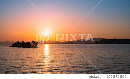宍道湖の夕暮れ 宍道湖の夕暮れ 102872893