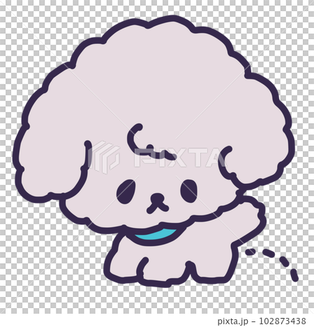 足を上げてオシッコをしているかわいいトイプードルの子犬（犬のマナー） 102873438