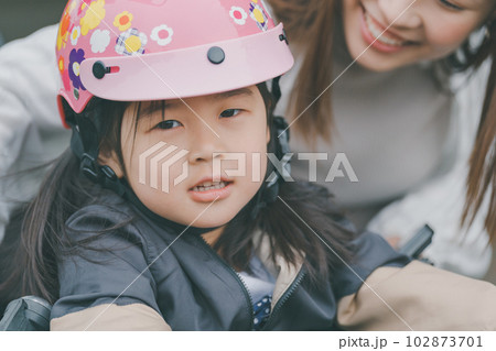 4 years old 4 years old 102873701