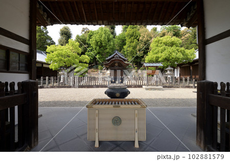 聖徳太子御廟所 叡福寺　聖徳太子御廟（大阪府南河内郡太子町） 102881579
