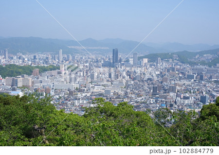 黄金山から眺めた広島市内の景色 黄金山から眺めた広島市内の景色 102884779