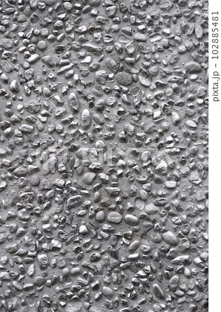 Pebbledash wall 102885481