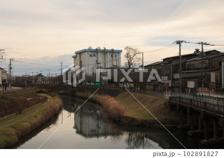 門樋橋から下流側を撮影 2023 102891827