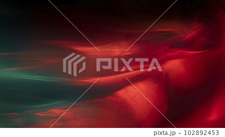 赤色のイメージ 102892453