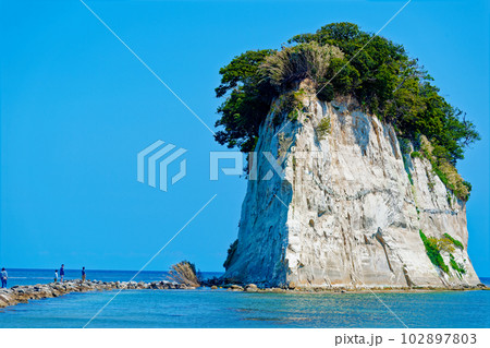 見附島(震災2日前)Rev1 見附島(震災2日前)Rev1 102897803