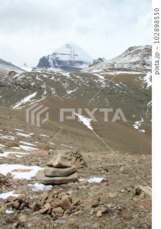 西チベット　カイラス山 102898550