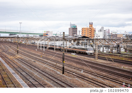 【関西本線】名古屋車両区を通過する特急南紀2号 102899470